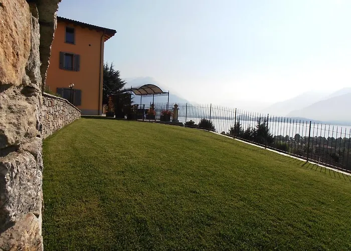 Perla Del Villa Vercana